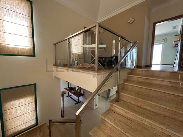 Moradia V4 c/ Piscina · Carvoeiro, Lagoa