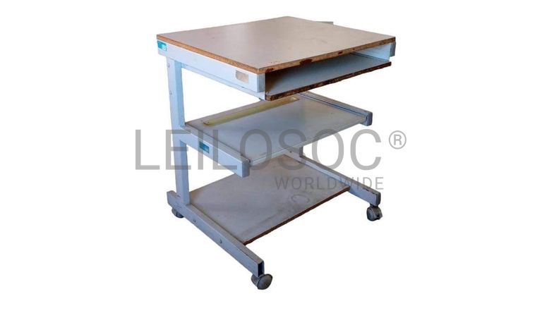 Meubles, imprimante, cartouche, refrigerateur (salle 9)