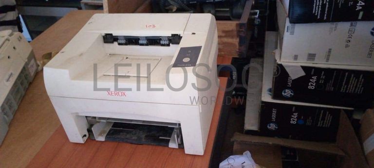 Meubles, imprimante, cartouche, refrigerateur (salle 9)