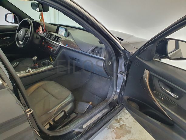 BMW 320D · Ano 2013