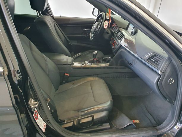 BMW 320D · Ano 2013