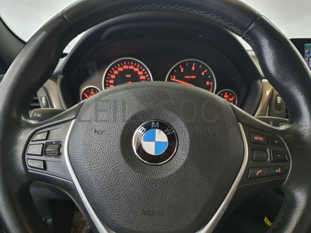 BMW 320D · Ano 2013