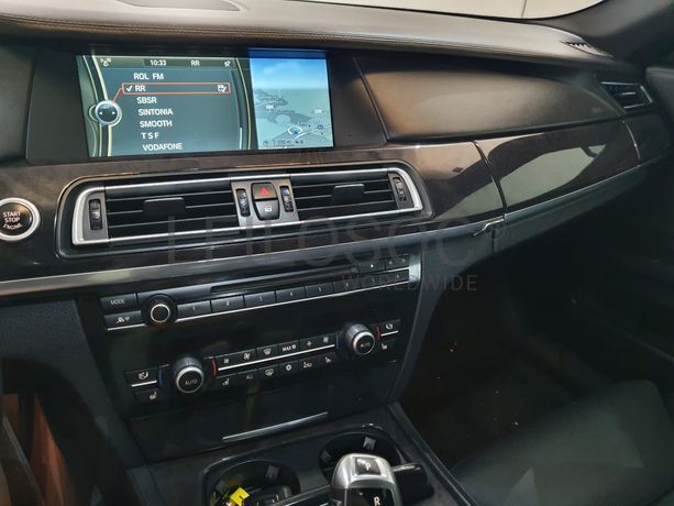 BMW 740D · Ano 2010