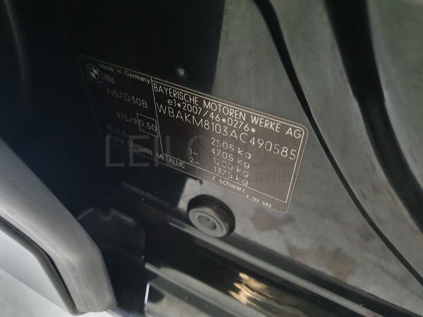 BMW 740D · Ano 2010