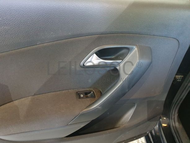 Volkswagen Polo 1.2 TDI · Ano 2012