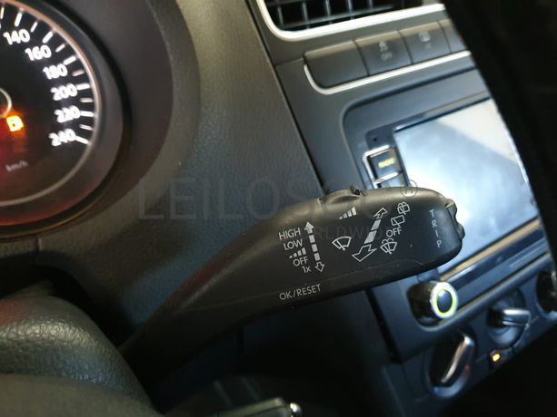 Volkswagen Polo 1.2 TDI · Ano 2012