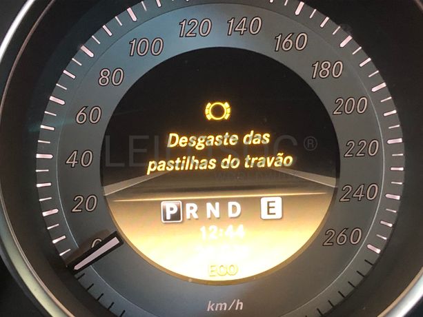 Mercedes-Benz AMG C250 CDI · Ano 2011