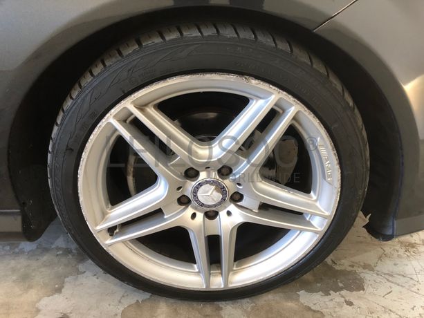 Mercedes-Benz AMG C250 CDI · Ano 2011