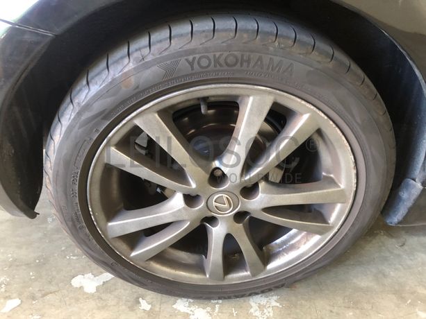 Lexus IS220D · Ano 2006