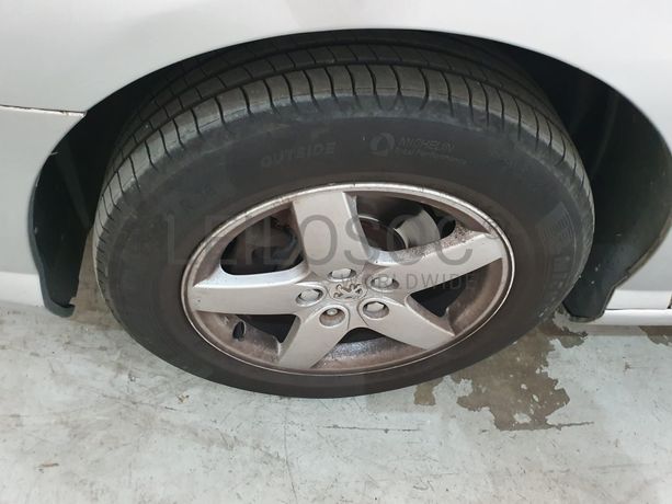 Peugeot 407 · Ano 2005