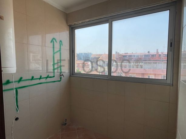 Apartamento T2 Duplex · Espinho