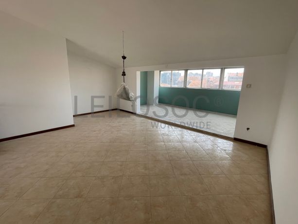 Apartamento T2 Duplex · Espinho