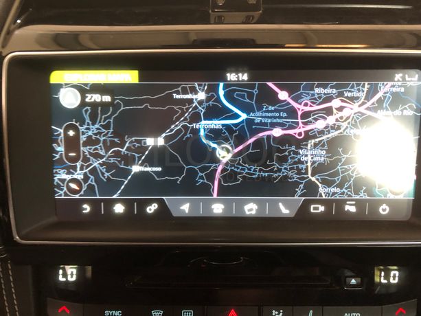 Jaguar F Pace 2.0 I4D · Ano 2016