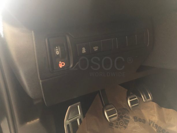 Peugeot 308 · Ano 2017