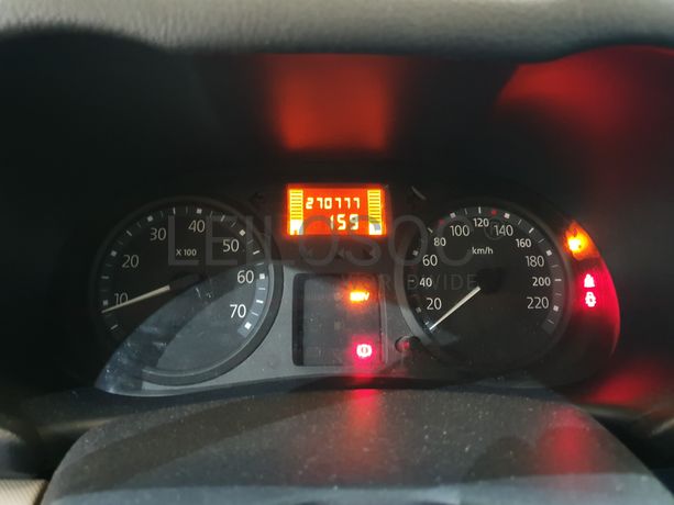 Renault Clio · Ano 2005