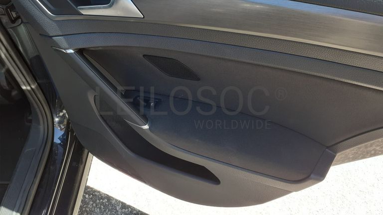 Volkswagen Golf TDI · Ano 2013