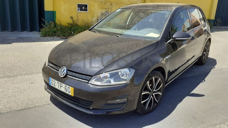 Volkswagen Golf TDI · Ano 2013