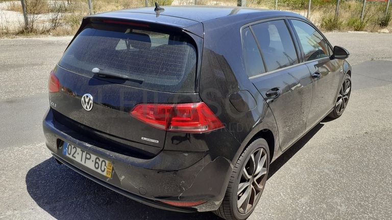 Volkswagen Golf TDI · Ano 2013