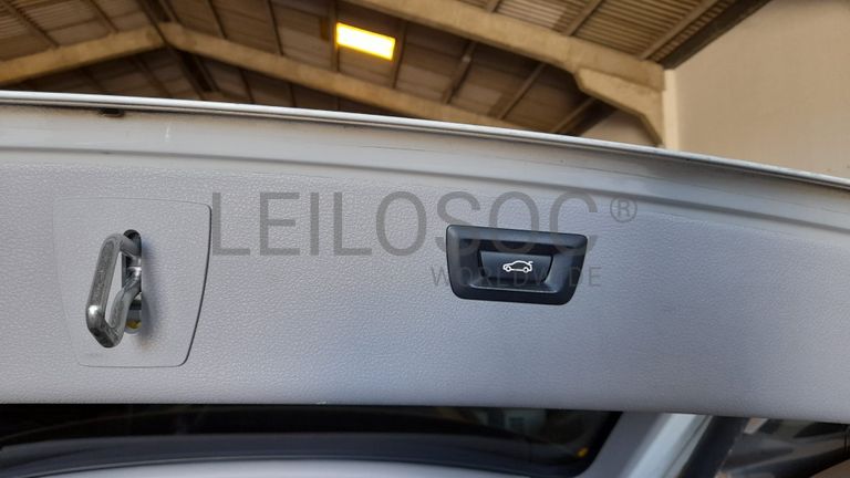 BMW 318D · Ano 2015