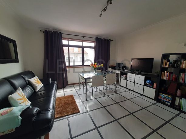 Direito à Raiz de Apartamento T1 · Vila Nova de Gaia