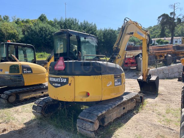 Mini Escavadora Komatsu