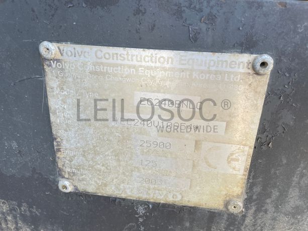 Escavadora Rastos Volvo