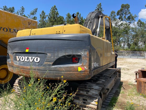 Escavadora Rastos Volvo