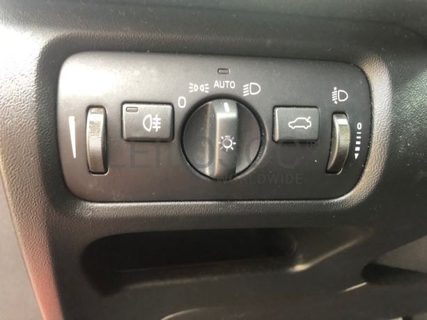 Volvo V40 · Ano 2014