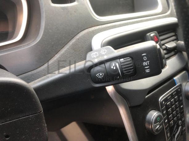 Volvo V40 · Ano 2014