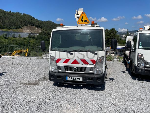 Nissan Cabstar 35.12 com Cesta Elevatória · Ano 2014