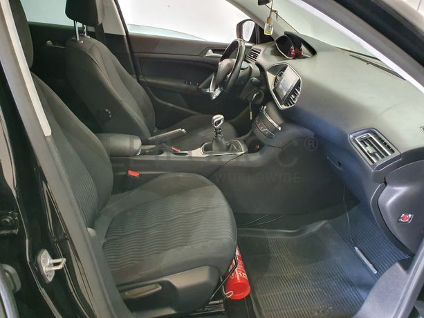 Peugeot 308 · Ano 2016