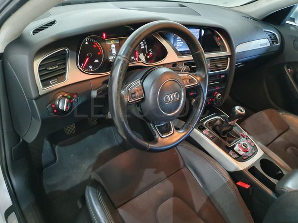 Audi A4 Allroad · Ano 2013