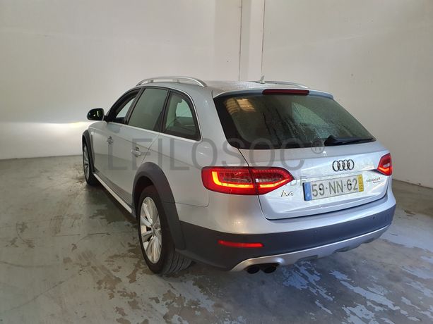 Audi A4 Allroad · Ano 2013