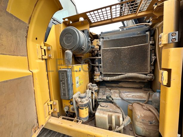 Escavadora CATERPILLAR 312 C