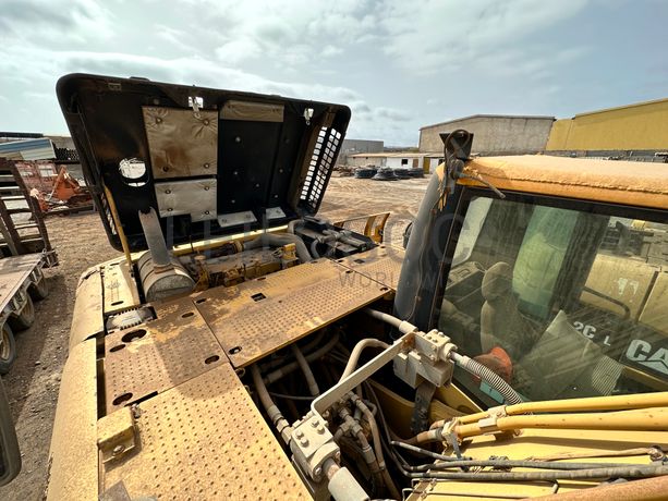 Escavadora CATERPILLAR 323 DLN