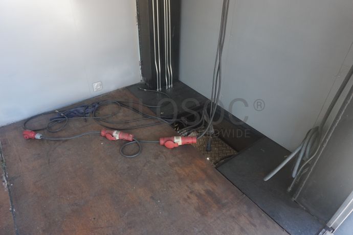 Semirreboque Palco · Ano 2004