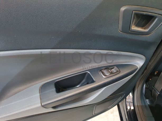 Ford Fiesta · Ano 2010