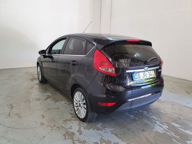 Ford Fiesta · Ano 2010