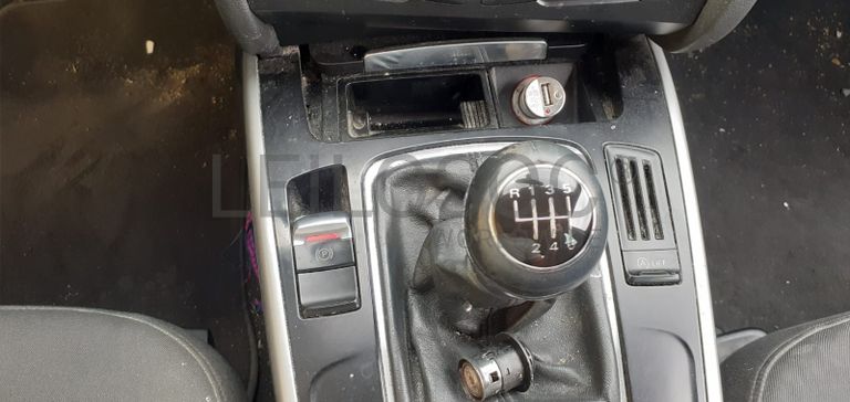 Audi A4 2.0 TDI · Ano 2011