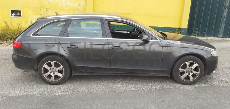Audi A4 2.0 TDI · Ano 2011