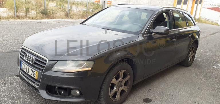 Audi A4 2.0 TDI · Ano 2011