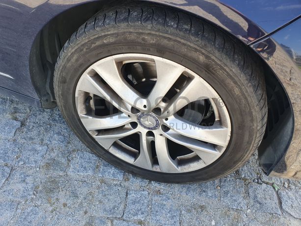 Mercedes-Benz E250 · Ano 2010