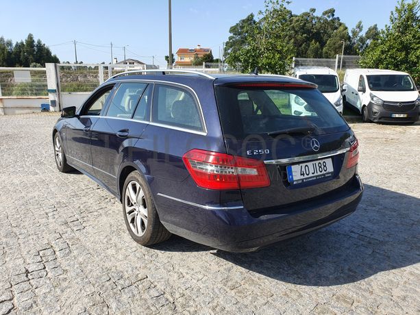 Mercedes-Benz E250 · Ano 2010