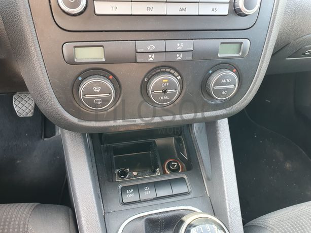 Volkswagen Golf Variant 1.9 TDI · Ano 2007