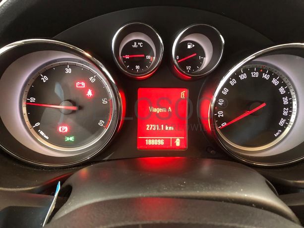 Opel Insígnia CDI · Ano 2010