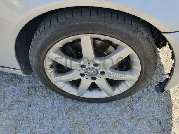 Mercedes-Benz C220 · Ano 2003