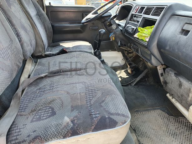 Toyota Dyna 150 · Ano 2001