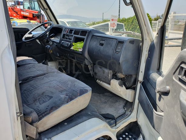 Toyota Dyna 150 · Ano 2001