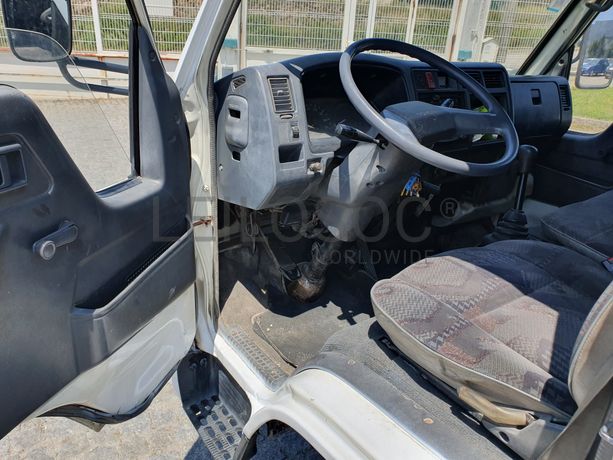 Toyota Dyna 150 · Ano 2001