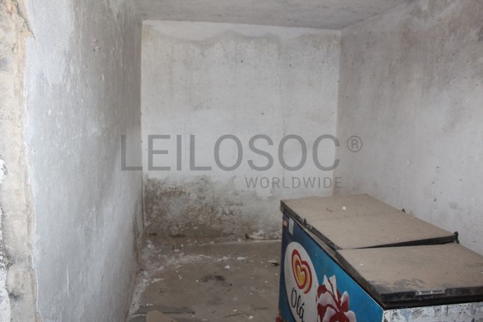 Moradia V3 + Edifício · Portalegre